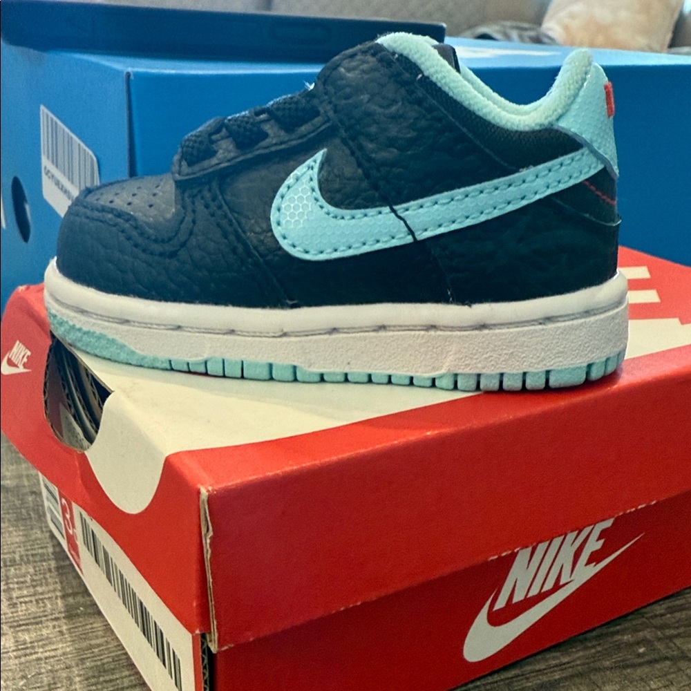 Nike Dunk Low “Barbershop” – Infant Size 3C (New in Box)